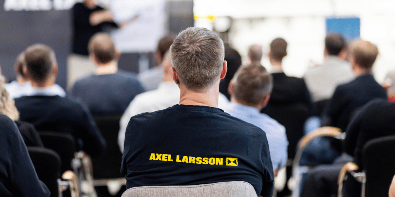 banners kontakt kontakt expertpersonal_pa_axel_larsson